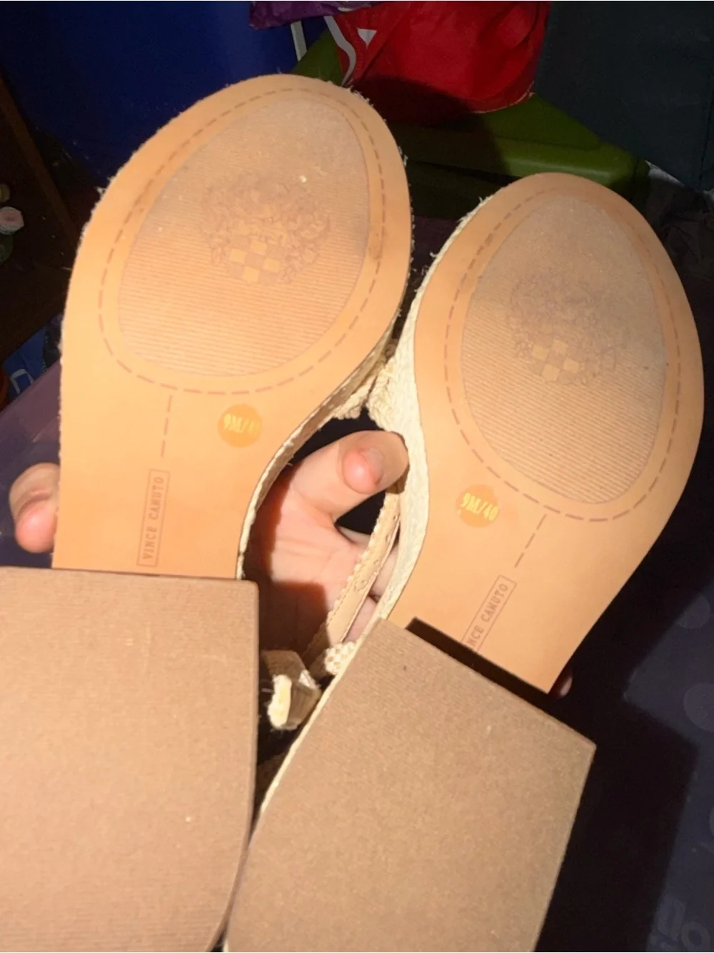 Vince Camuto woven front